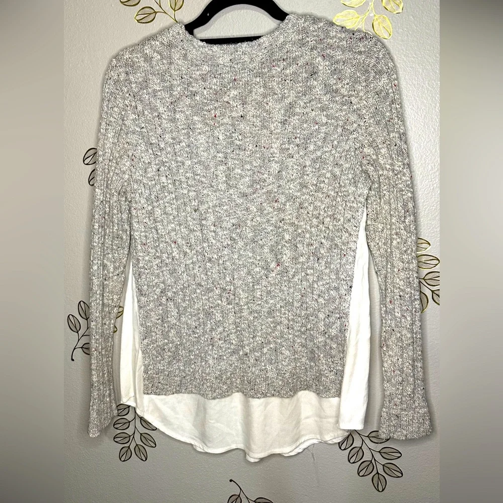 NWOT KENSIE marled gray and white ribbed sweater off white bottom medium